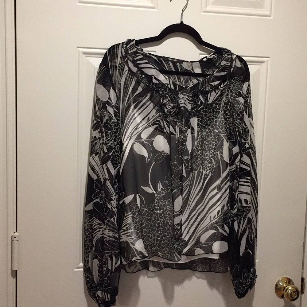 NWOT Tahari Top